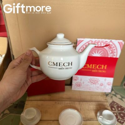Alternative view of Bộ ấm chén quà tặng in logo men sứ trắng dáng vuông thấp GM-AC04