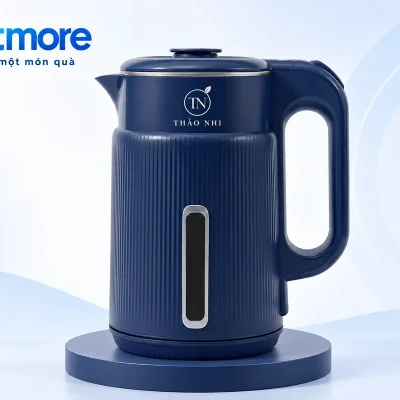 Demo monogram TN và tên THẢO NHI trên dải thân trơn ấm xanh navy