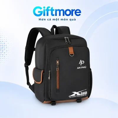 Mẫu demo AP AN PHÚ trắng ở vùng bên phải mặt trước balo XBag 04