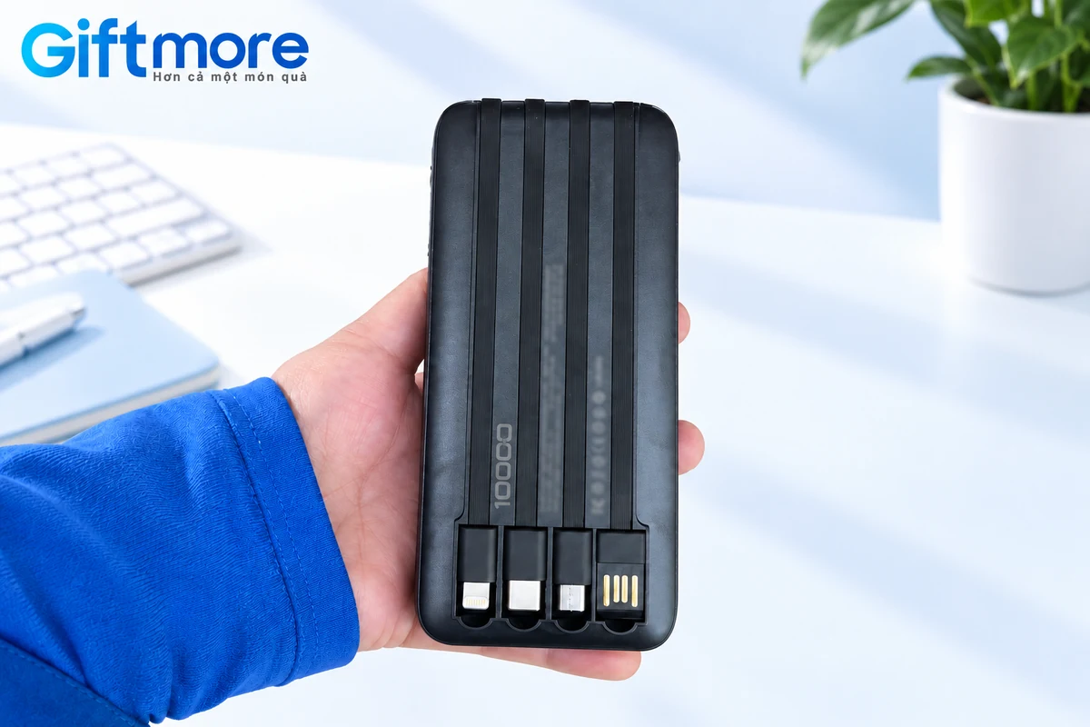 Ảnh chỉnh từ mặt sau Wekome với bốn cáp cất trong rãnh