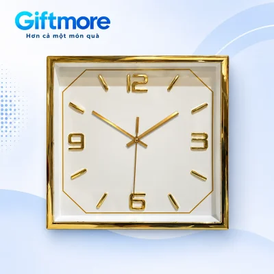 Đồng hồ vuông HD52 viền vàng mặt sáng số 12 3 6 9 và vạch giờ trên nền GiftMore