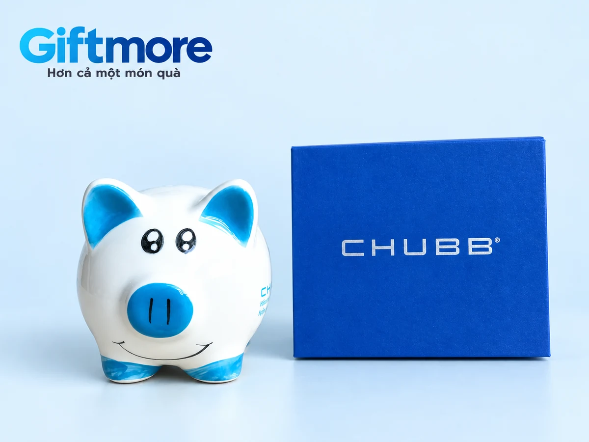 Heo tai xanh và hộp CHUBB đã chỉnh nền để đối chiếu tạo hình