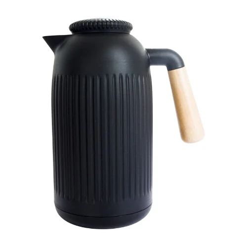 Ảnh gốc toàn thân phích La Fonte đen, vai trơn, thân gân dọc và quai gỗ sáng