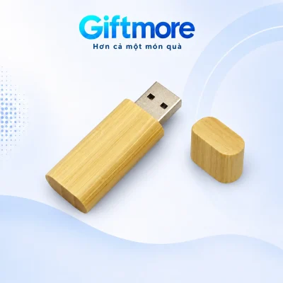 Minh họa chi tiết thân USB gỗ UGV 001 và nắp rời đặt cạnh nhau